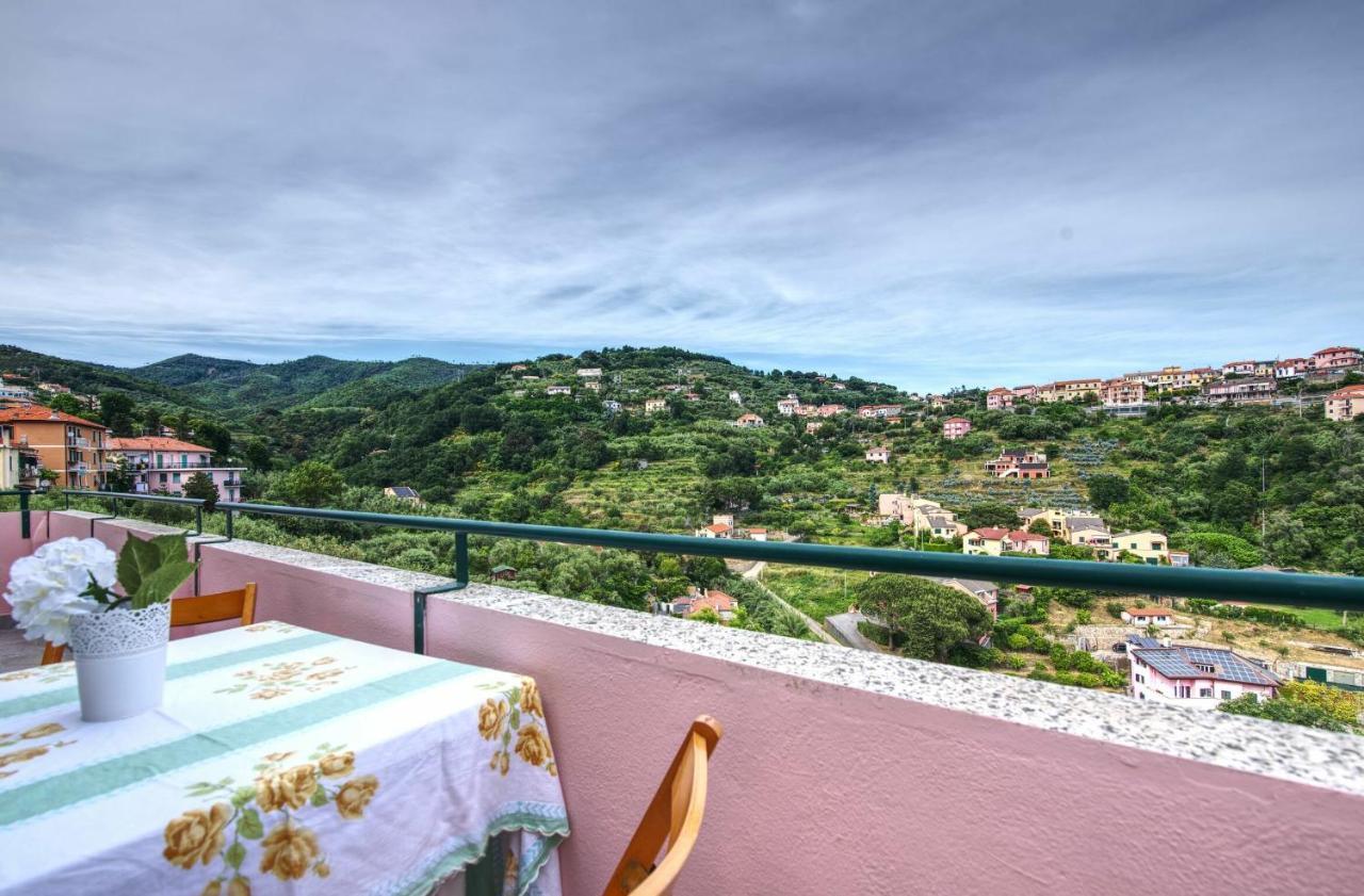 Villa Zafferano Suites Челе Лигуре Екстериор снимка
