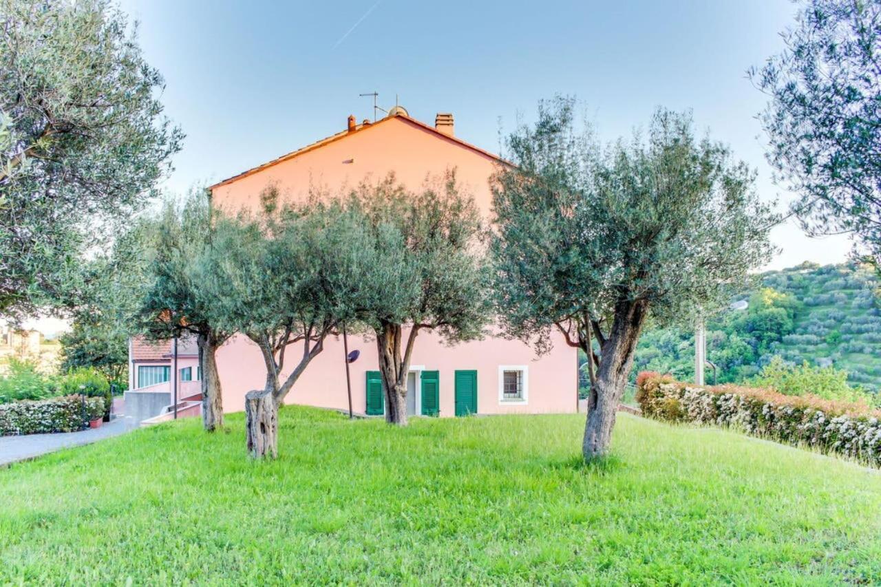 Villa Zafferano Suites Челе Лигуре Екстериор снимка