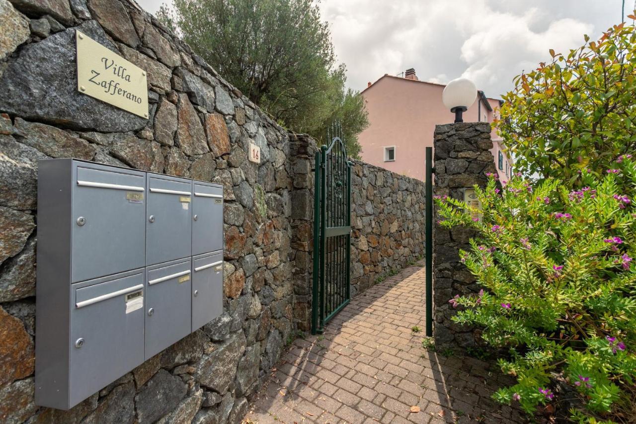 Villa Zafferano Suites Челе Лигуре Екстериор снимка