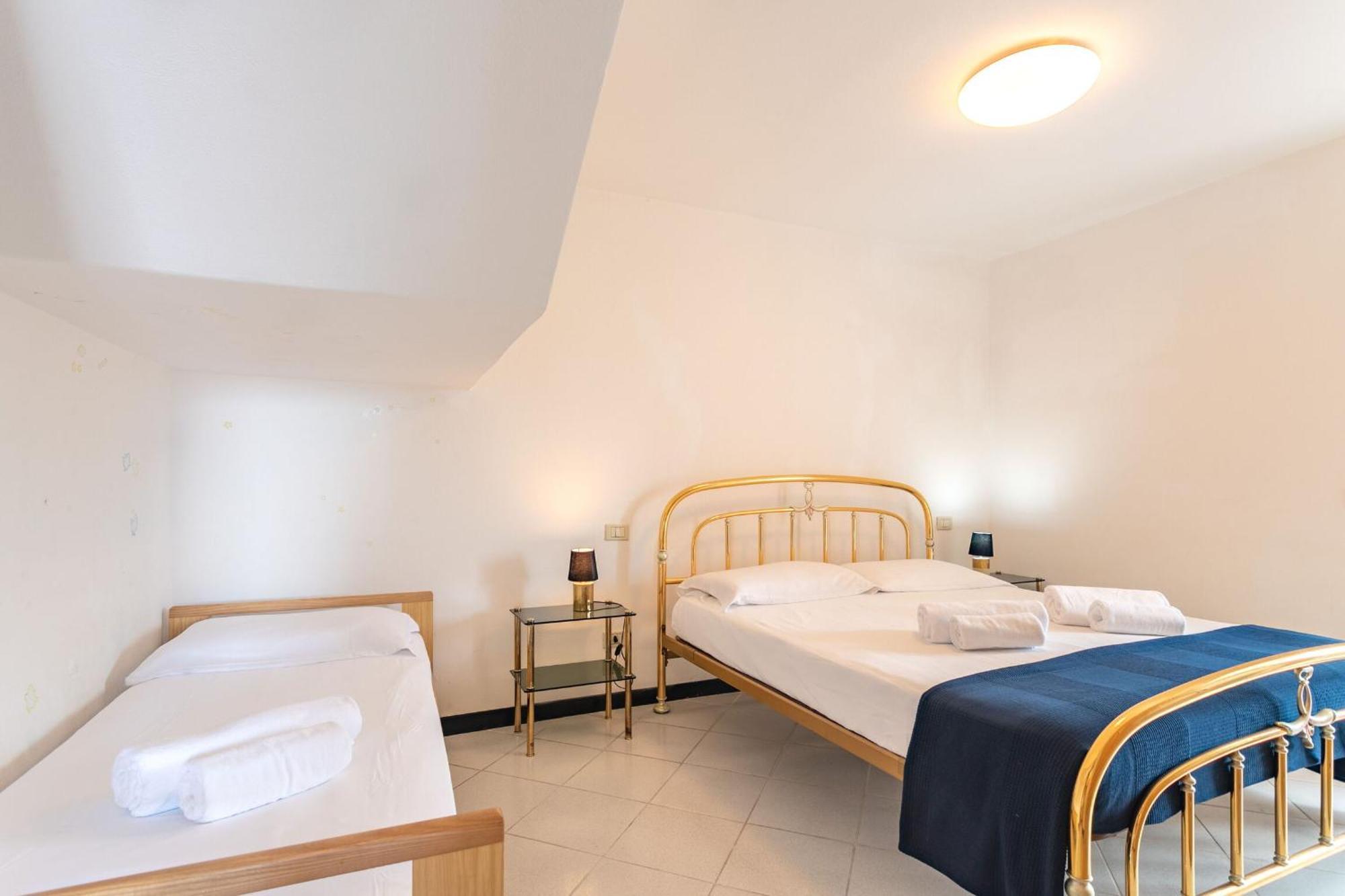 Villa Zafferano Suites Челе Лигуре Екстериор снимка