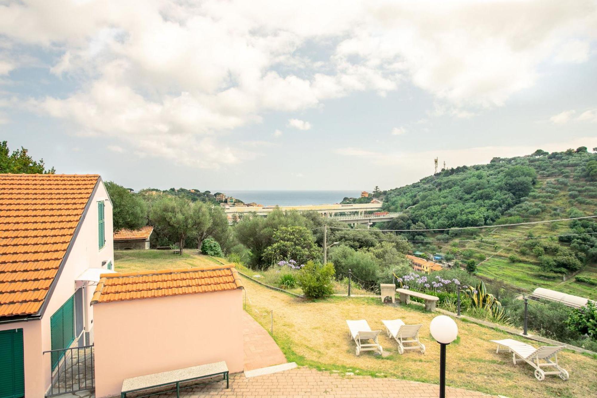 Villa Zafferano Suites Челе Лигуре Екстериор снимка