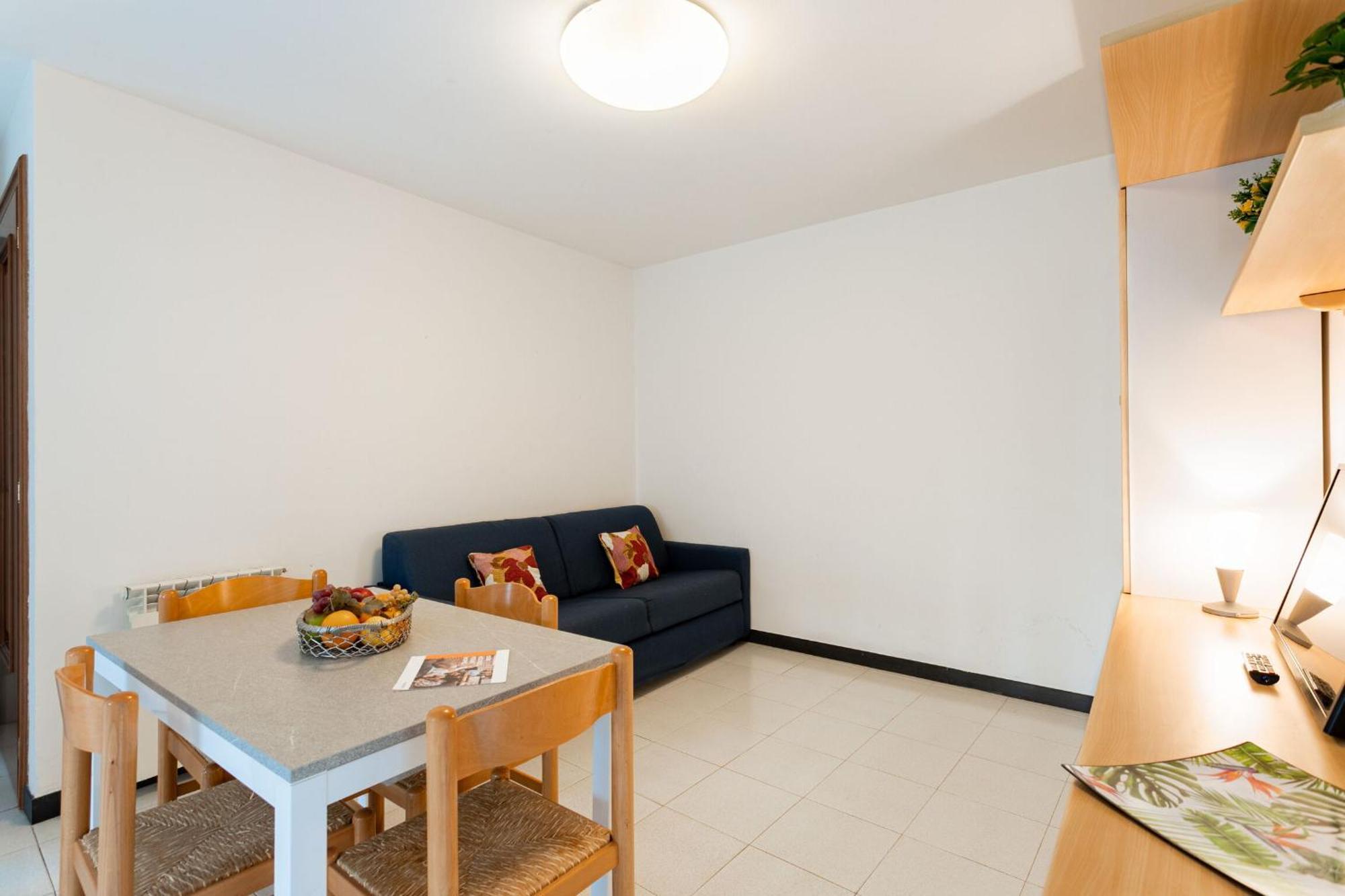 Villa Zafferano Suites Челе Лигуре Екстериор снимка