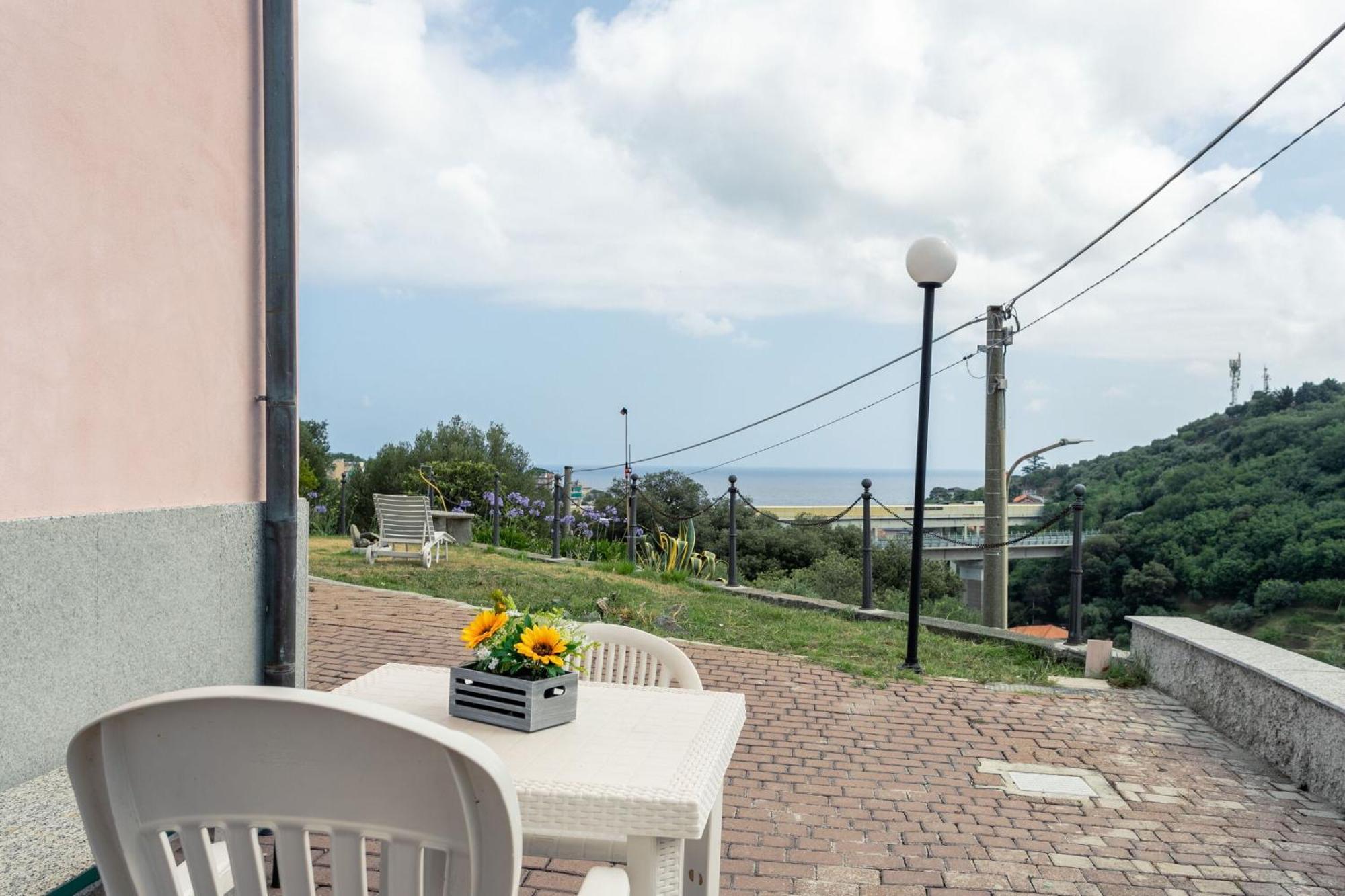 Villa Zafferano Suites Челе Лигуре Екстериор снимка