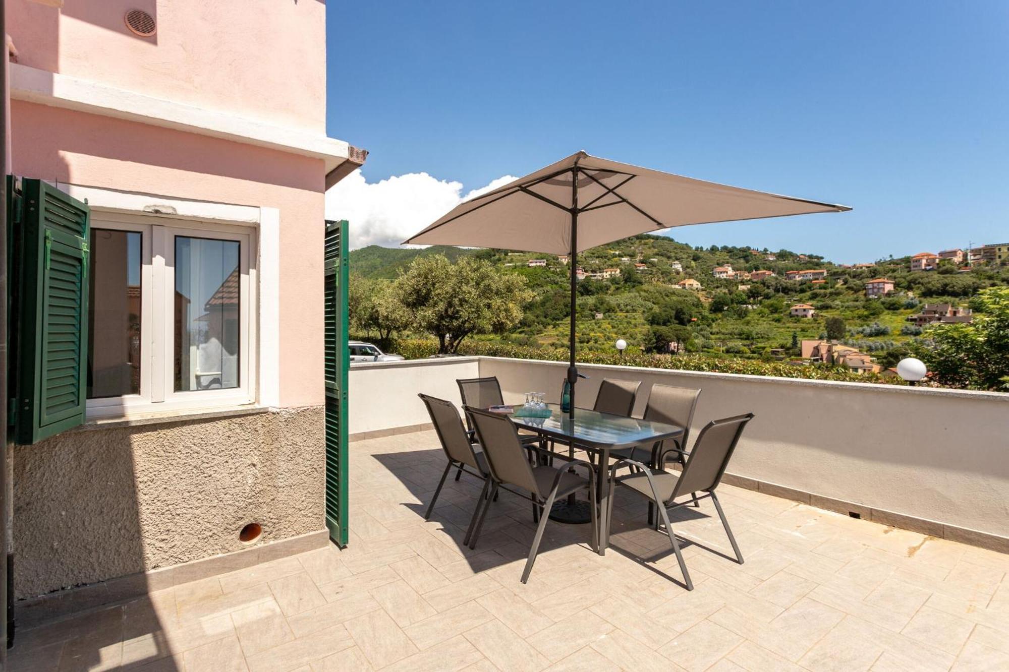 Villa Zafferano Suites Челе Лигуре Екстериор снимка