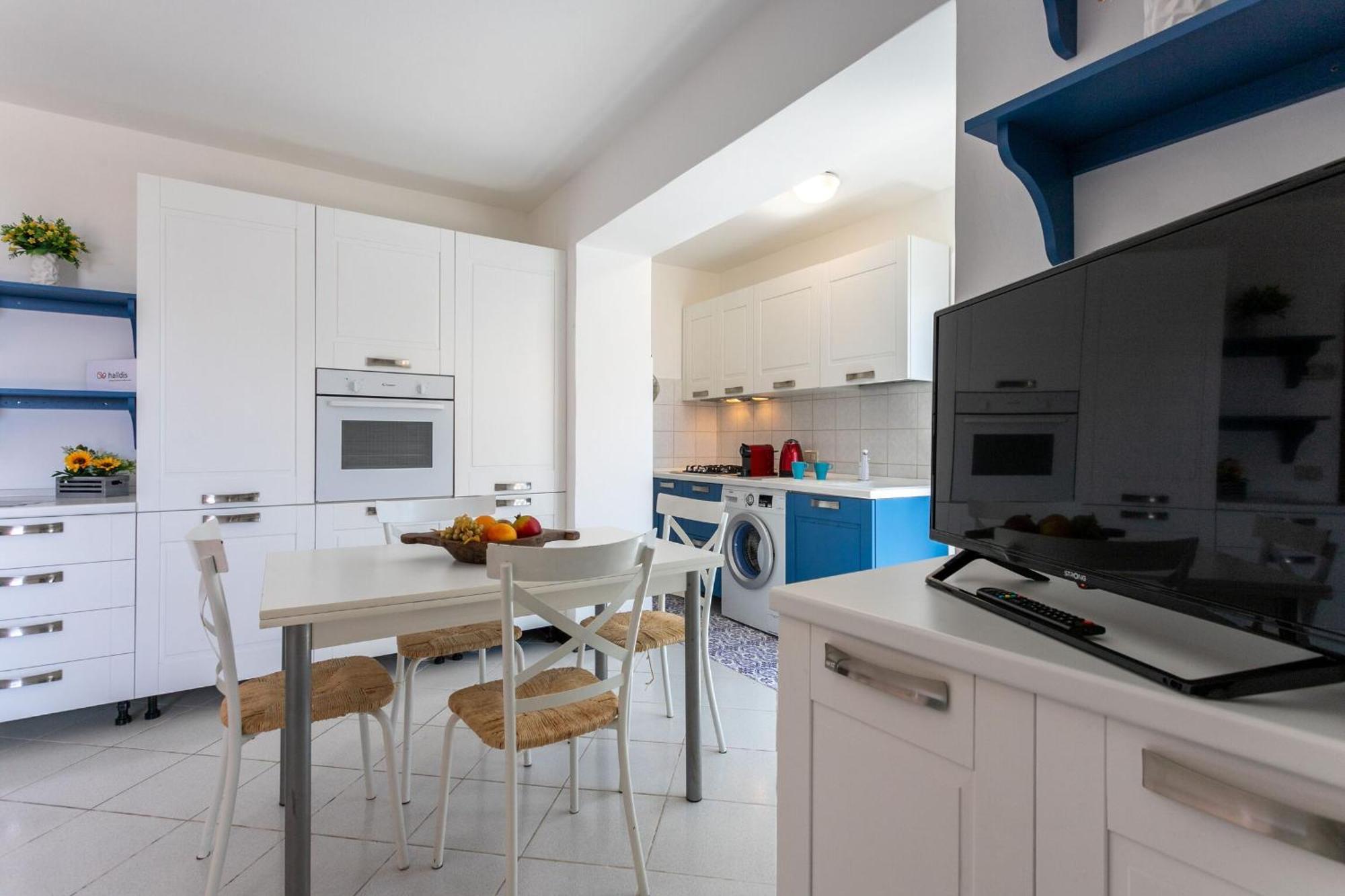 Villa Zafferano Suites Челе Лигуре Екстериор снимка