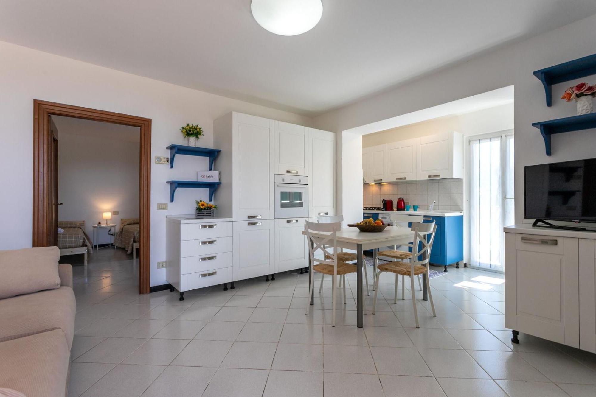 Villa Zafferano Suites Челе Лигуре Екстериор снимка